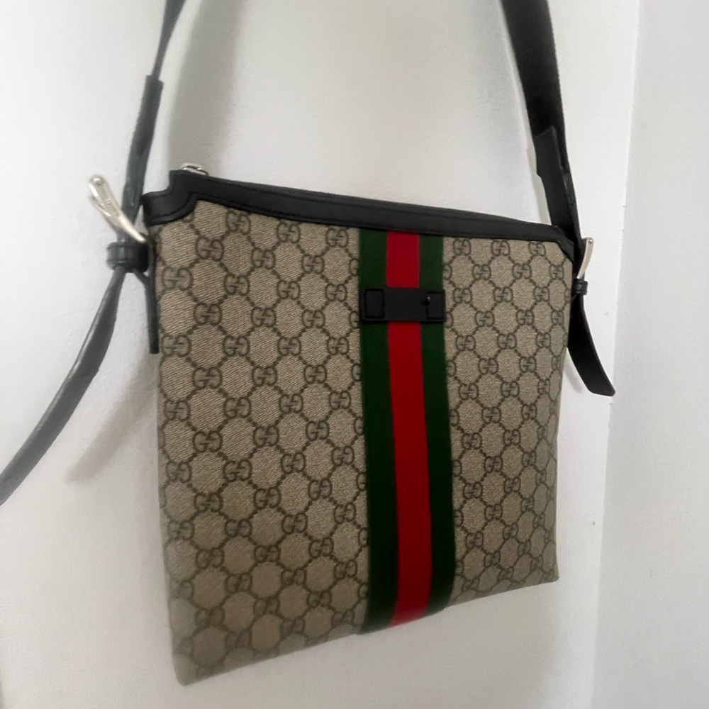 Gucci Messenger Bag